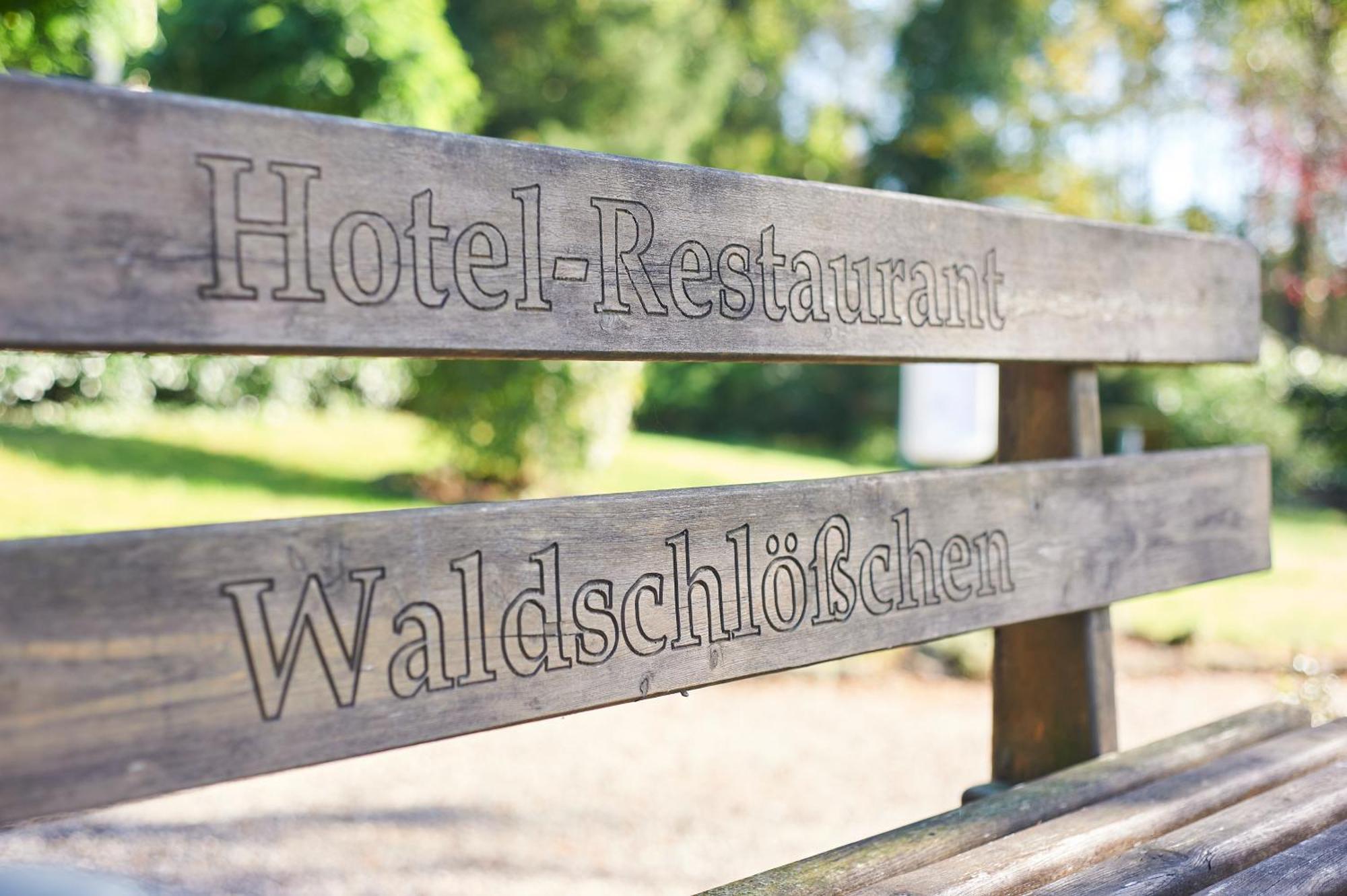 Hotel Restaurant Waldschloesschen Lienen Exterior photo