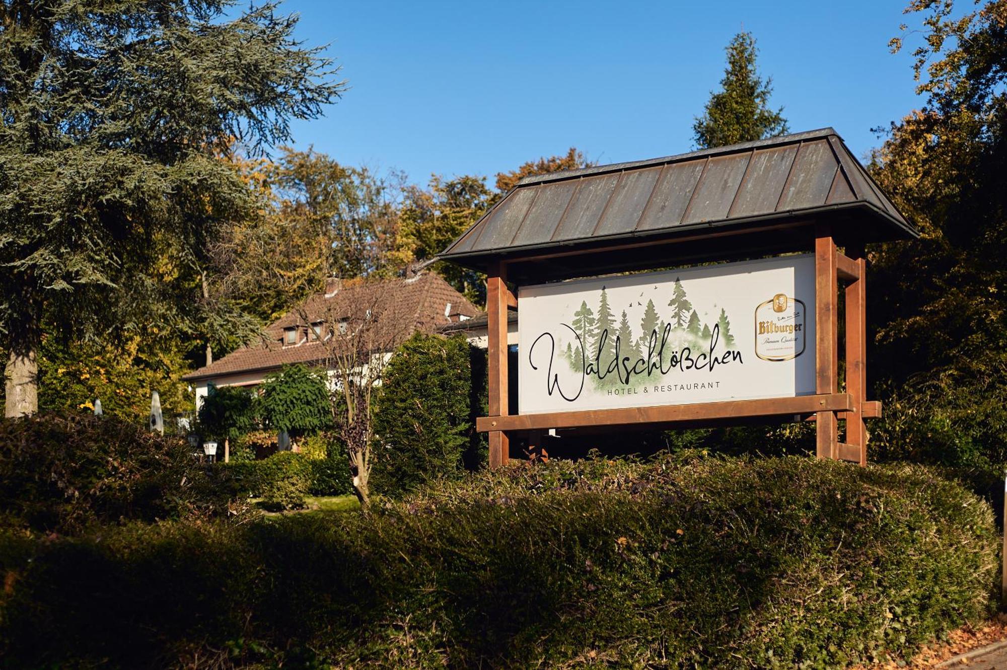 Hotel Restaurant Waldschloesschen Lienen Exterior photo